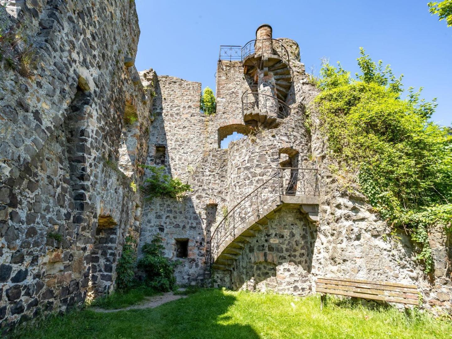 Burghotel Staufenberg Hotel 4*