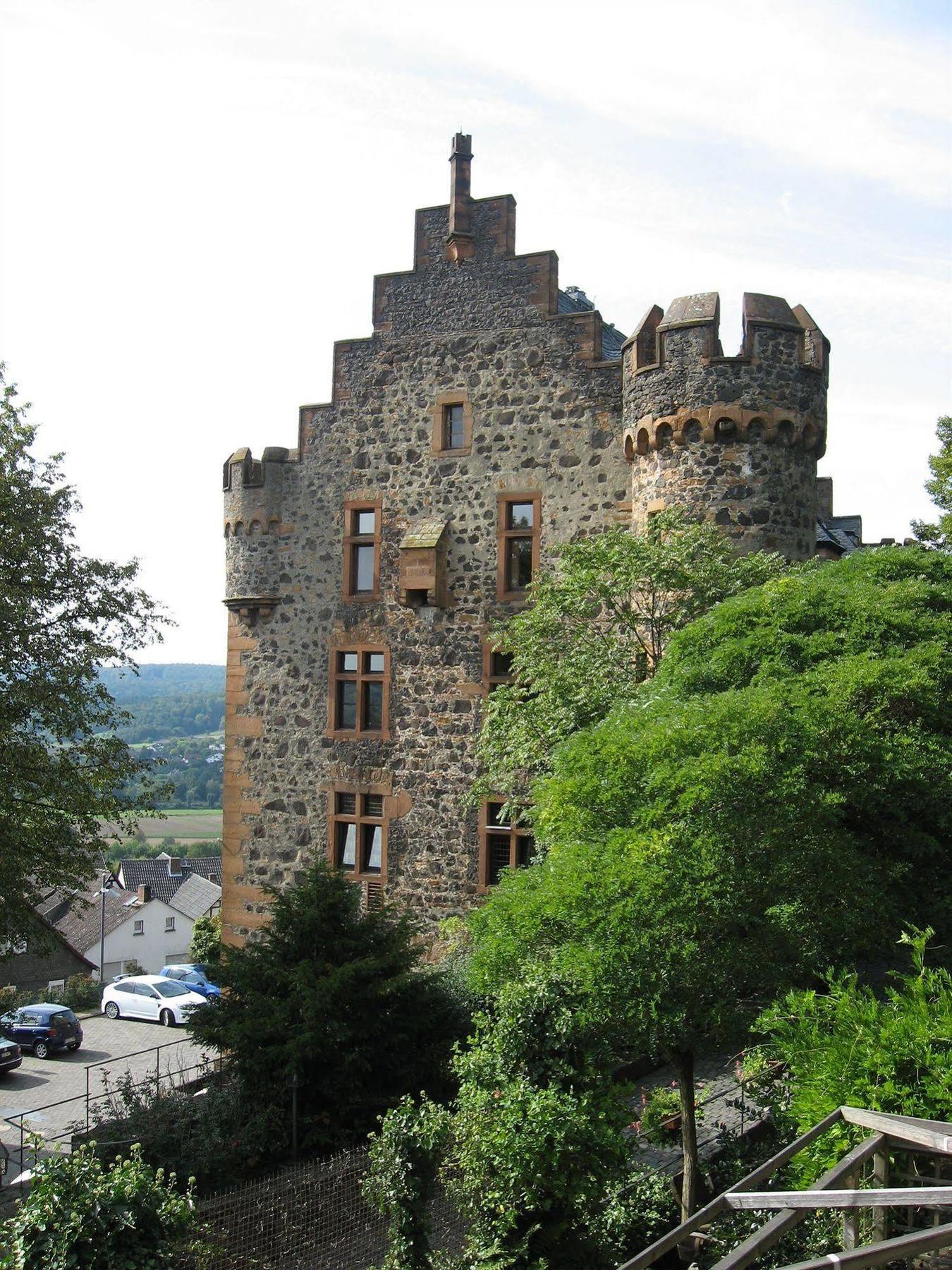 Hotel Burghotel Staufenberg 4*